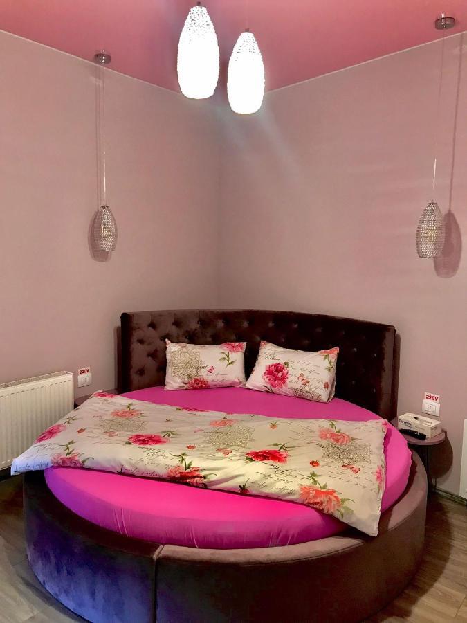 Sweet Pink By Miro Apartment Sinaia Exterior foto
